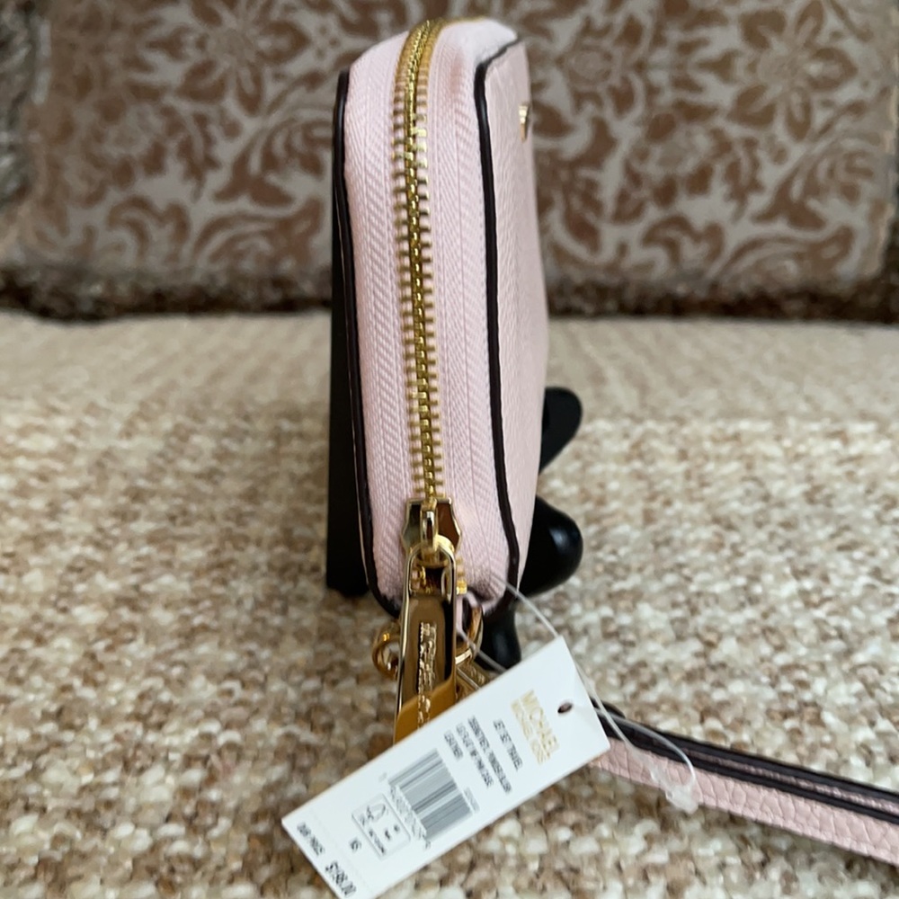 Michael Kors Jet Set Travel LG Flat MF Phone Case - Picture 6 of 16